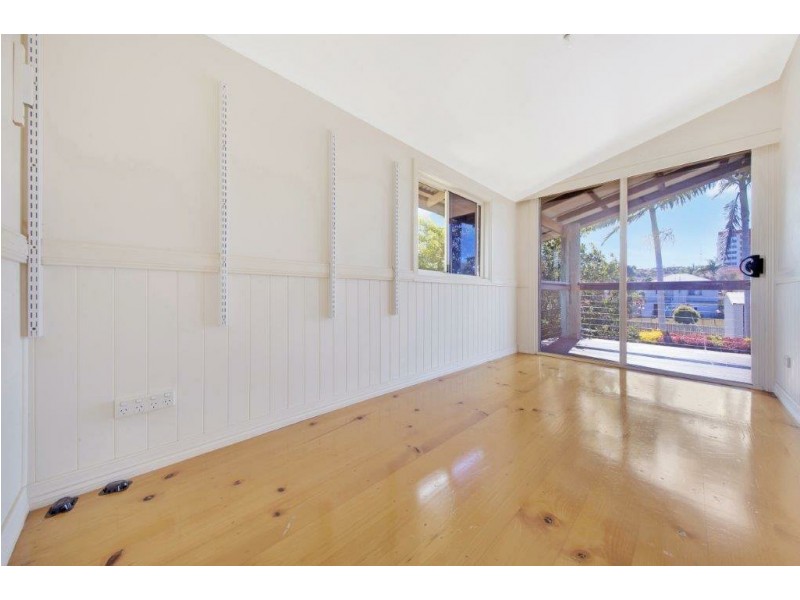 16-18 Glenlyon Street, Gladstone QLD 4680