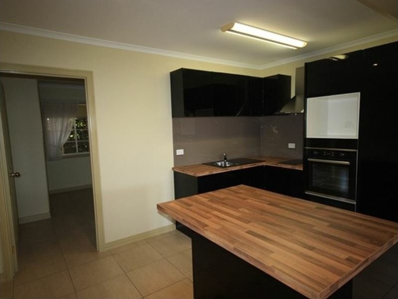 16-18 Glenlyon Street, Gladstone QLD 4680