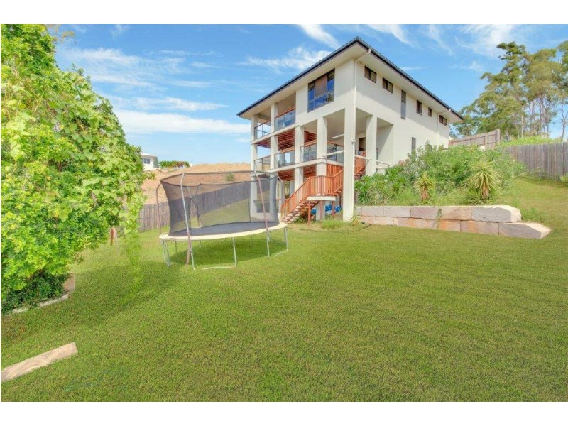 18 Eucalyptus Place, Kirkwood QLD 4680