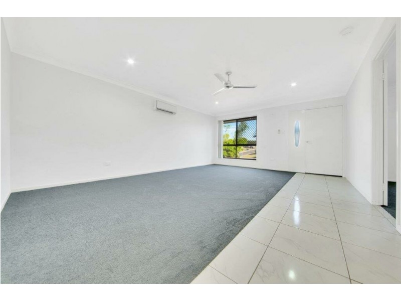 7 Windjana Court, Kirkwood QLD 4680