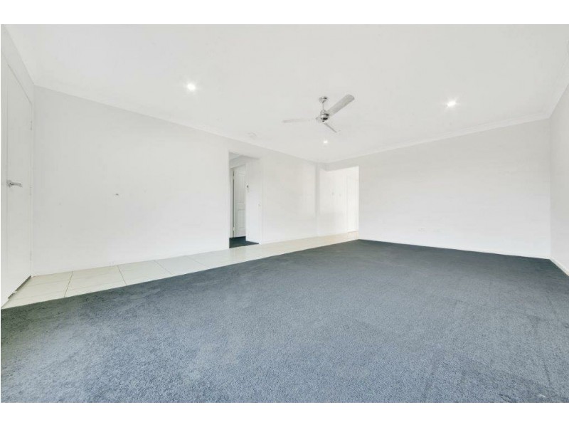 7 Windjana Court, Kirkwood QLD 4680