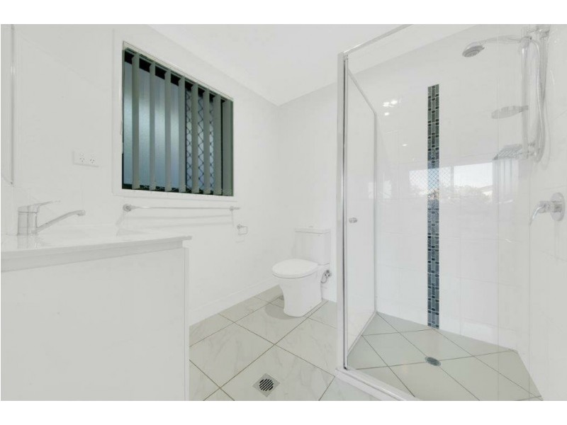 7 Windjana Court, Kirkwood QLD 4680