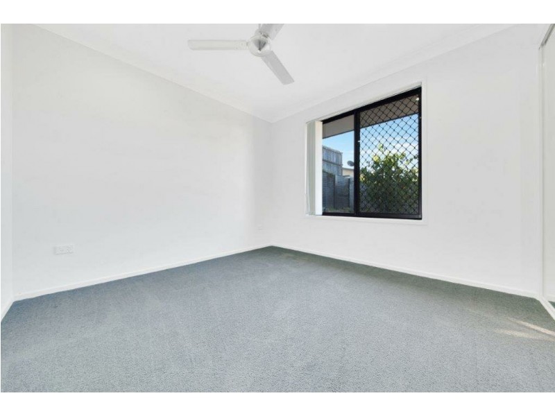 7 Windjana Court, Kirkwood QLD 4680