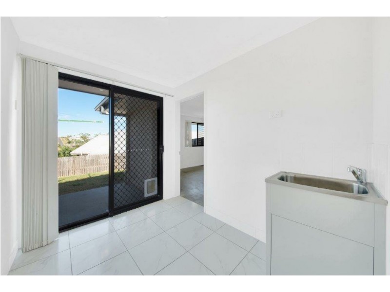 7 Windjana Court, Kirkwood QLD 4680
