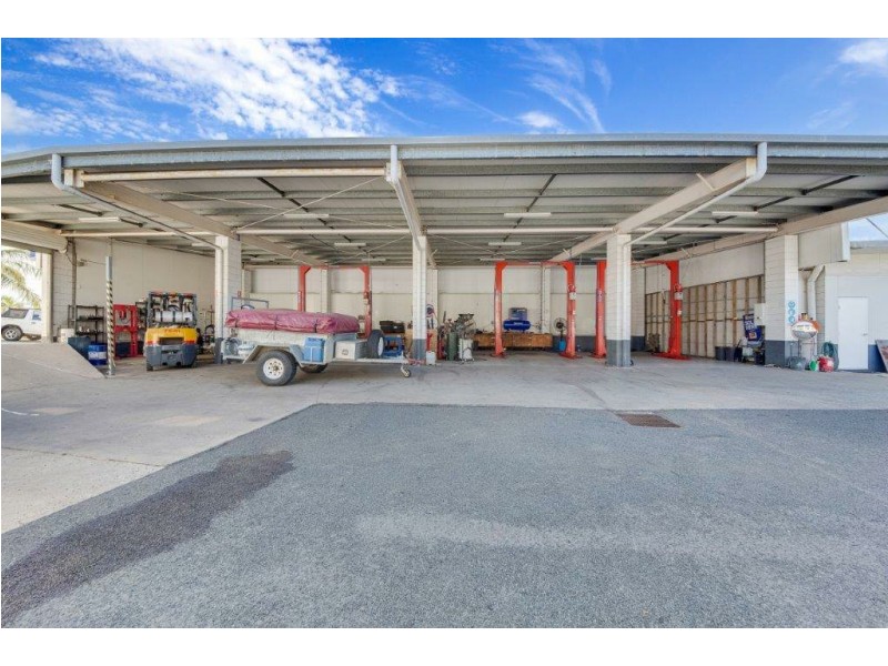 19 Toolooa Street, Gladstone QLD 4680