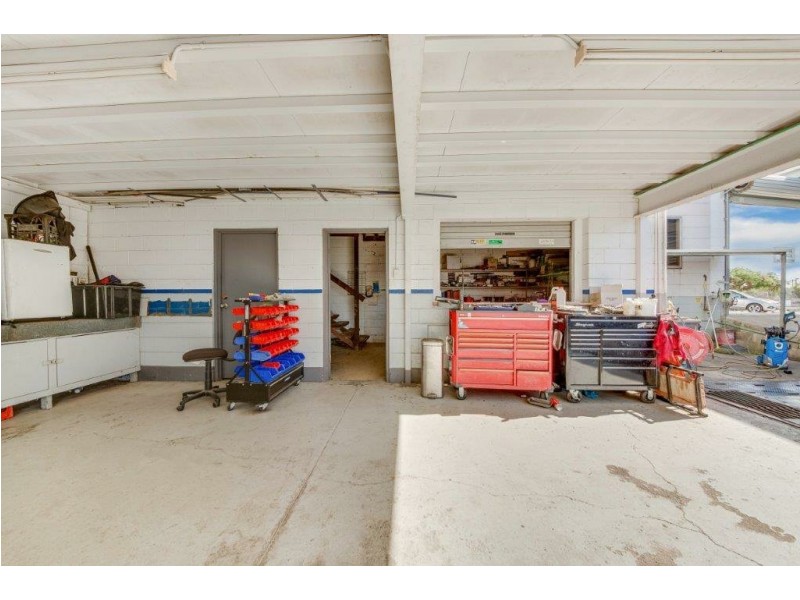 19 Toolooa Street, Gladstone QLD 4680