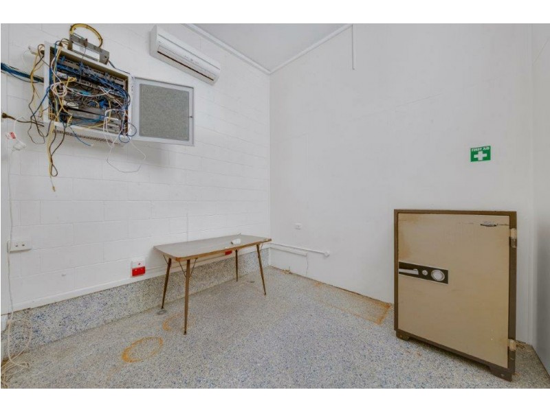 19 Toolooa Street, Gladstone QLD 4680