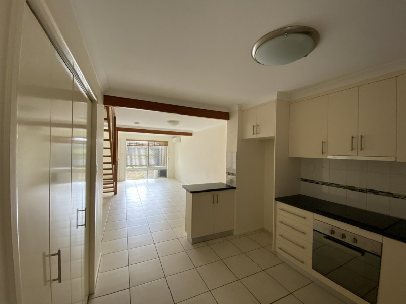 Unit 3/20 Short Street, South Gladstone QLD 4680