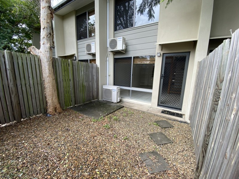 Unit 3/20 Short Street, South Gladstone QLD 4680