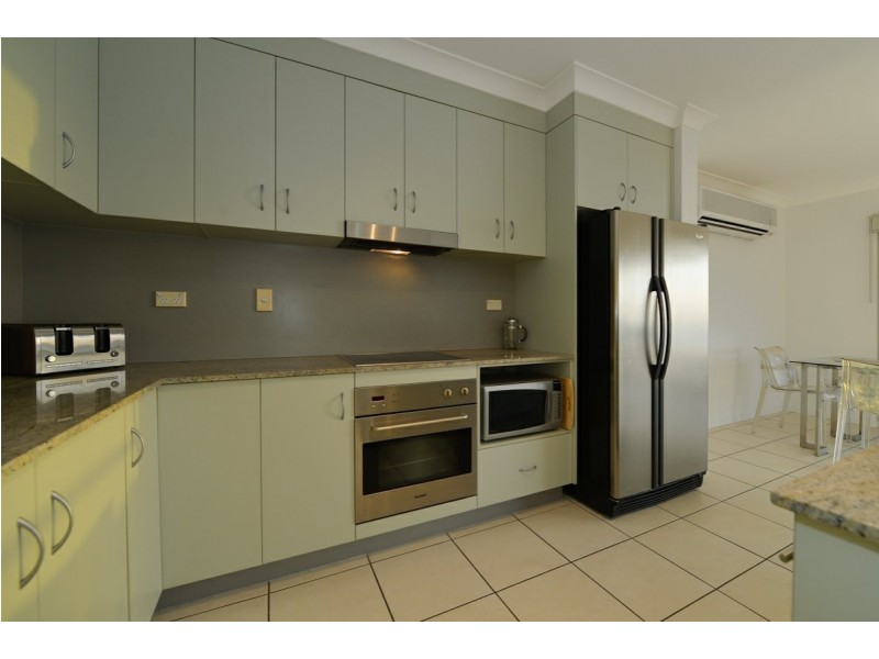 Unit 20/22 Barney Street, Barney Point QLD 4680