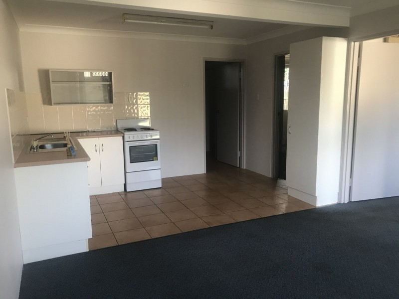 Unit 4/17 Bayne Street, West Gladstone QLD 4680