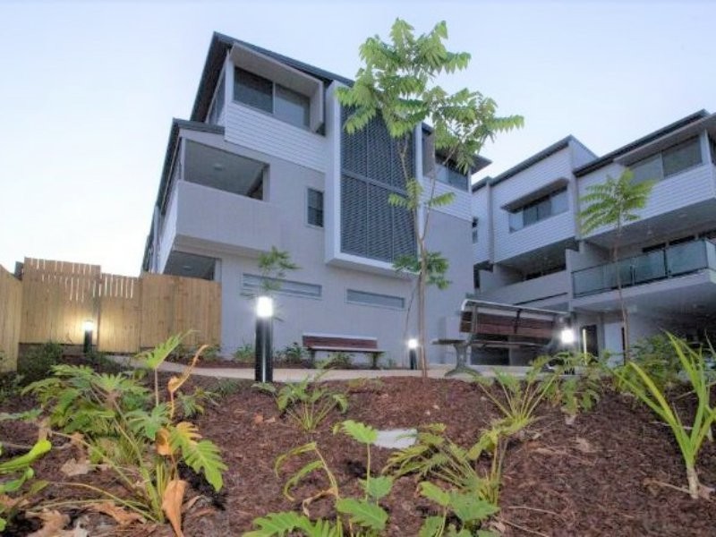 Unit 2/100 GLENLYON STREET, Gladstone QLD 4680