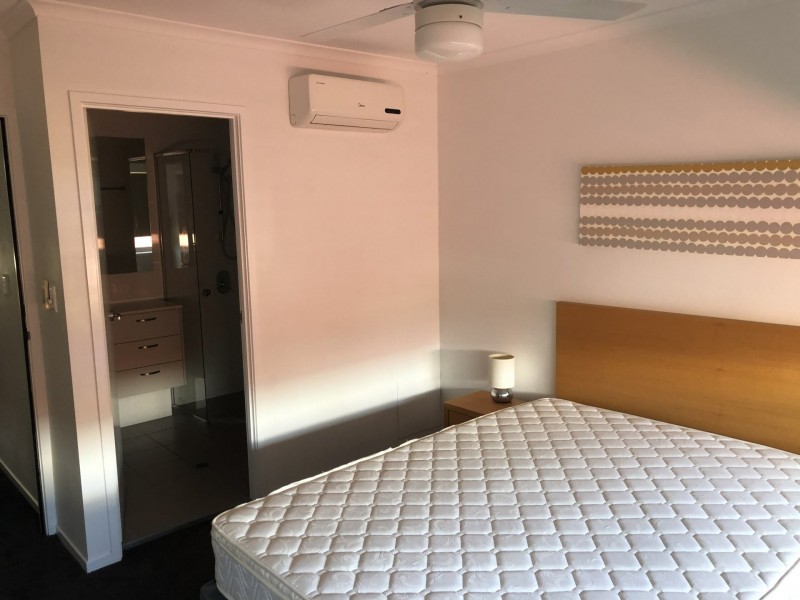 Unit 2/100 GLENLYON STREET, Gladstone QLD 4680