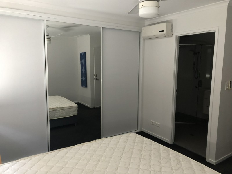 Unit 2/100 GLENLYON STREET, Gladstone QLD 4680