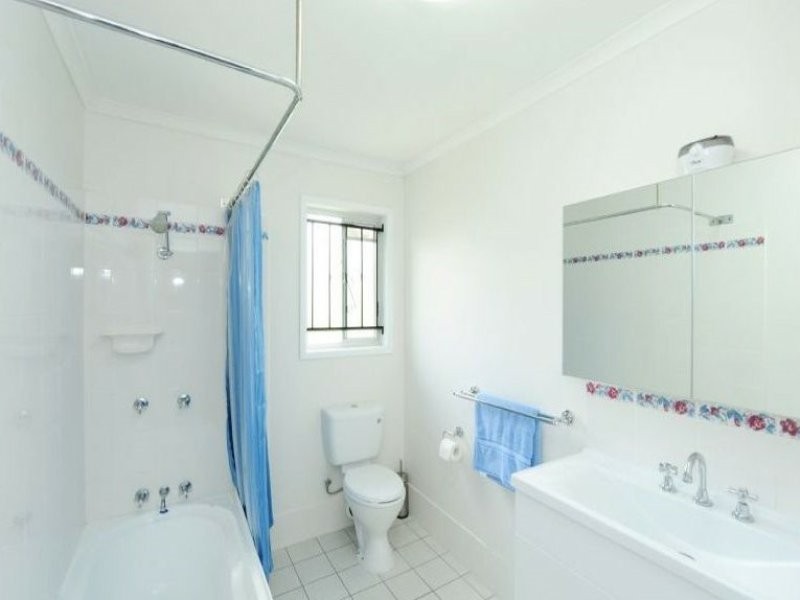 Unit 1/76 Ann Street, South Gladstone QLD 4680