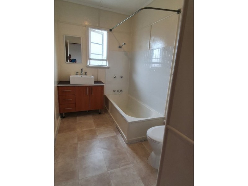17 MUIRHEAD STREET, Calliope QLD 4680