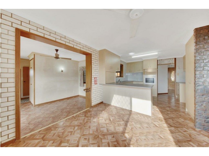 5 Mahogany Court, New Auckland QLD 4680