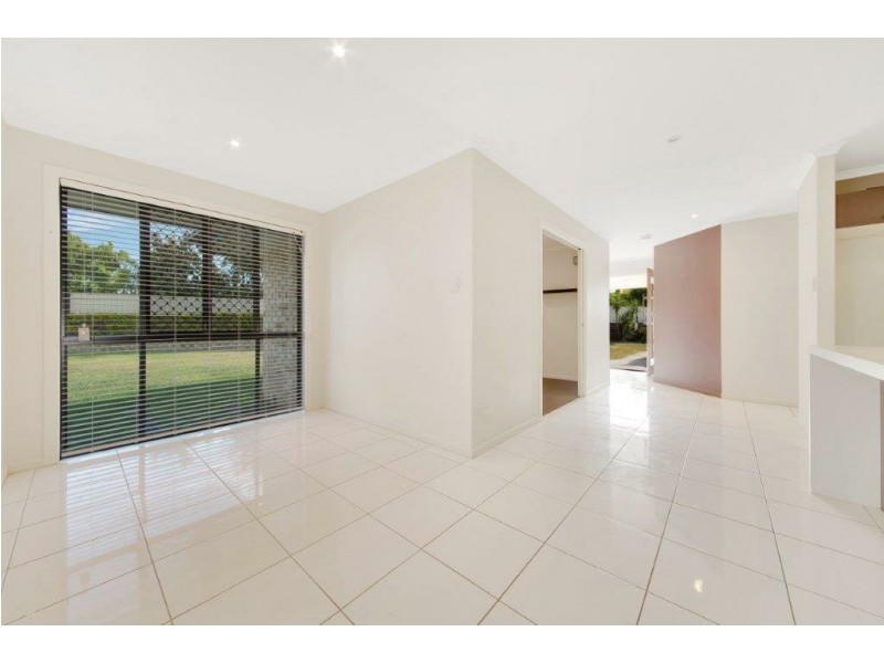 21 Jordana Court, New Auckland QLD 4680