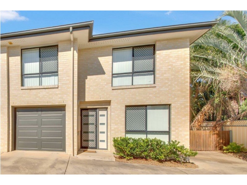 Unit 2/11 Walsh Street, South Gladstone QLD 4680