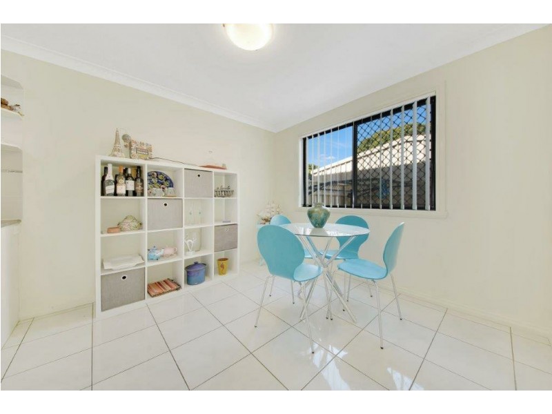 Unit 2/11 Walsh Street, South Gladstone QLD 4680