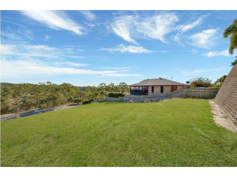 17 Parsloe Street, Telina QLD 4680