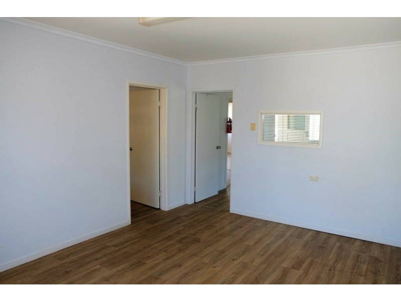 19 Dawson Road, West Gladstone QLD 4680