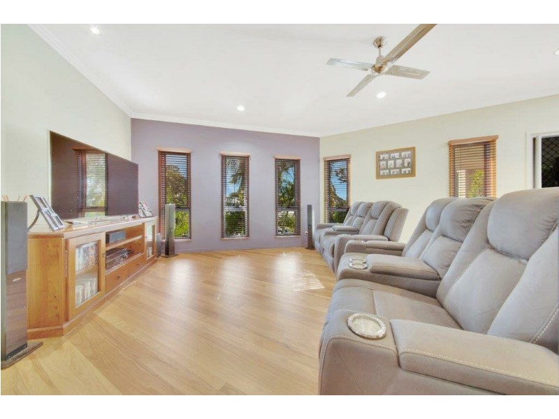 11 Glegg Street, West Gladstone QLD 4680