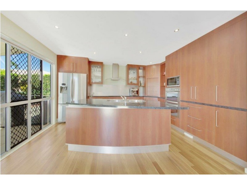 11 Glegg Street, West Gladstone QLD 4680