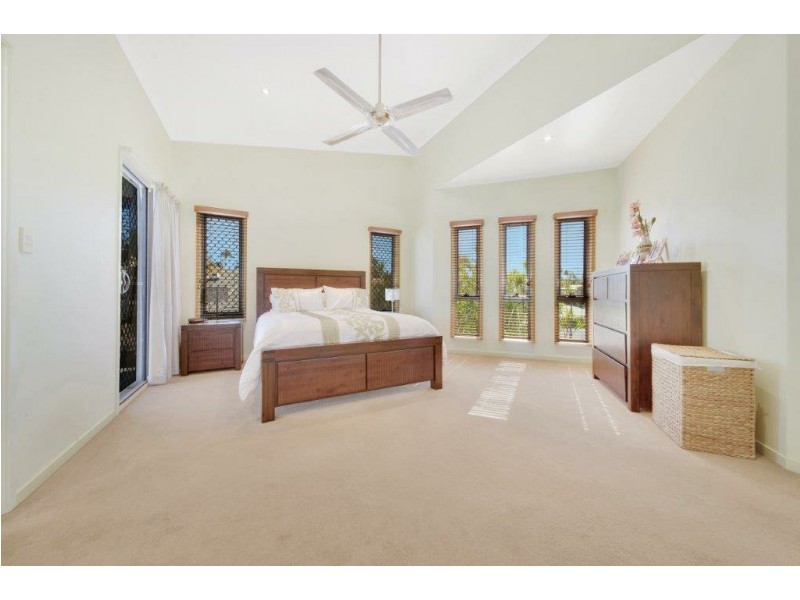 11 Glegg Street, West Gladstone QLD 4680