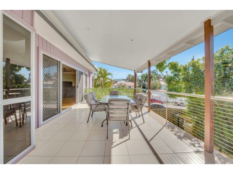 11 Glegg Street, West Gladstone QLD 4680