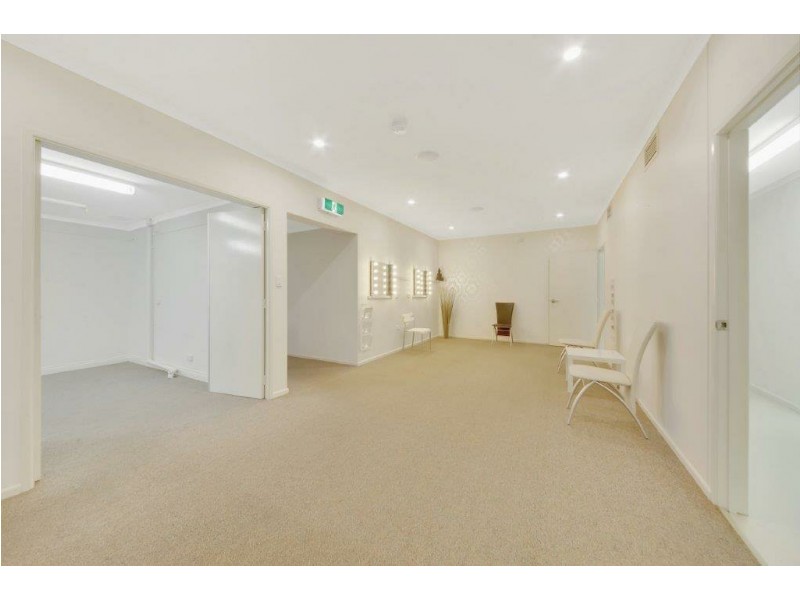 2 Goondoon Street, Gladstone QLD 4680