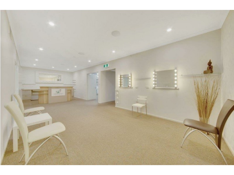 2 Goondoon Street, Gladstone QLD 4680