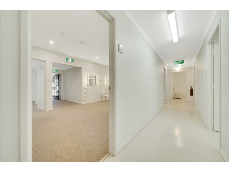 2 Goondoon Street, Gladstone QLD 4680