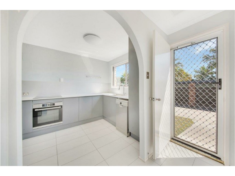 Unit 3/4 Bevington Street, Tannum Sands QLD 4680