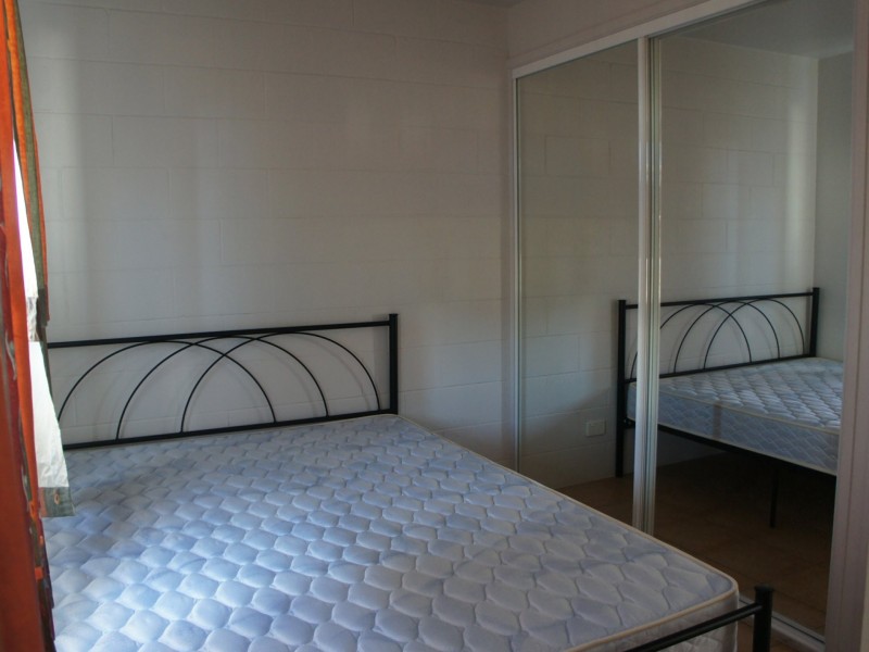 Unit 6/29 OFF STREET, South Gladstone QLD 4680