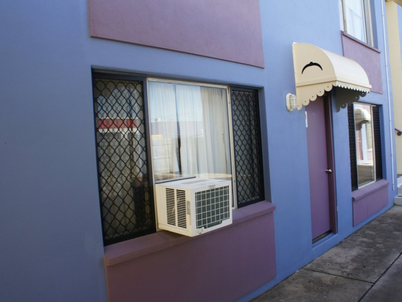 Unit 6/29 OFF STREET, South Gladstone QLD 4680