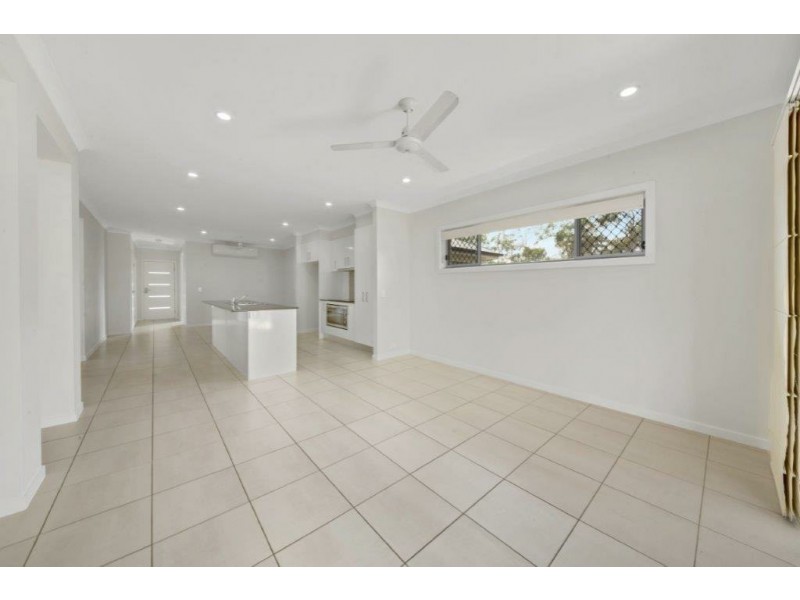 16 Buchanen Street, Boyne Island QLD 4680