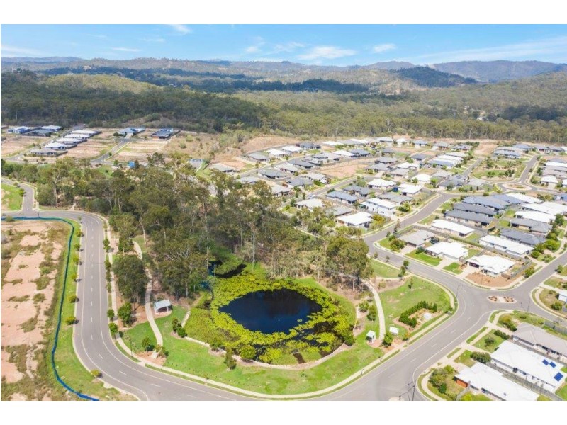 16 Buchanen Street, Boyne Island QLD 4680