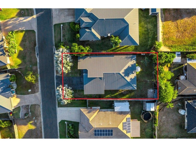 6 Redgum Drive, Kirkwood QLD 4680