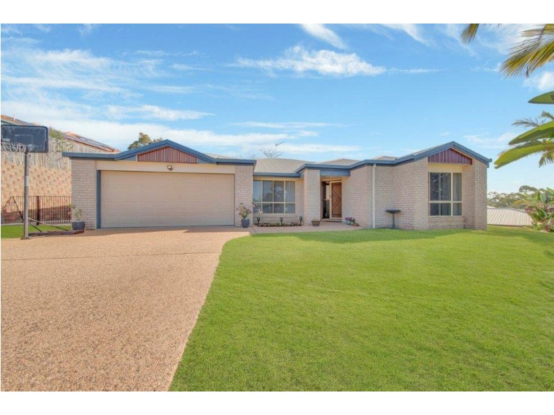 8 Sandringham Close, Telina QLD 4680