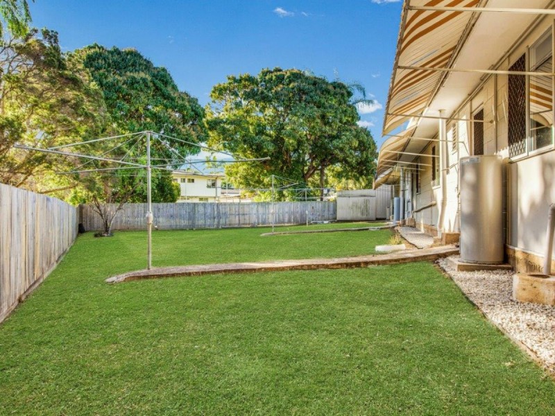 Unit 1-3/1 Rifle Range Road, Sun Valley QLD 4680