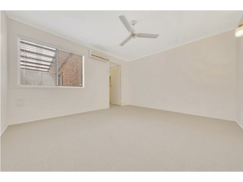 34 Venus Street, Telina QLD 4680