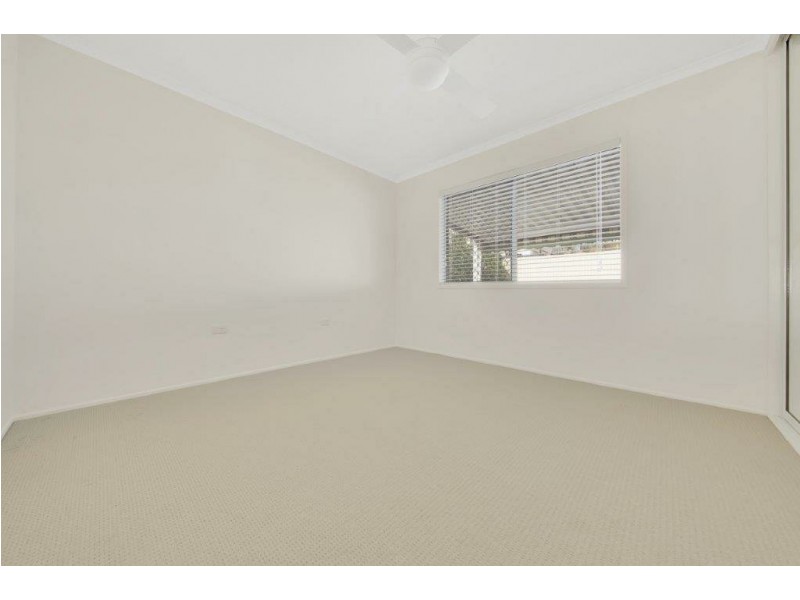 34 Venus Street, Telina QLD 4680