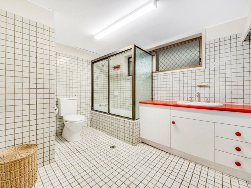 Unit 1/7 Kent Street, West Gladstone QLD 4680