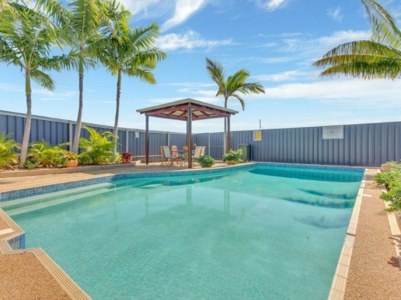 Unit 1/7 Kent Street, West Gladstone QLD 4680