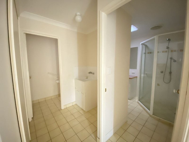 1/88 BOLES STREET, West Gladstone QLD 4680