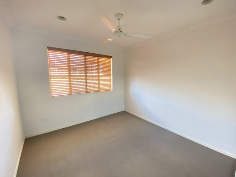 6 MELANIE COURT, Boyne Island QLD 4680