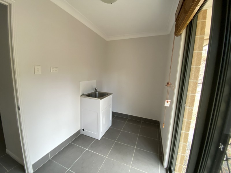 17 EASTWOOD STREET, West Gladstone QLD 4680