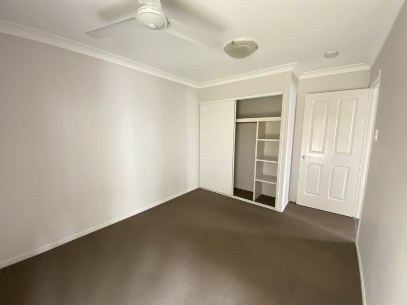 17 EASTWOOD STREET, West Gladstone QLD 4680