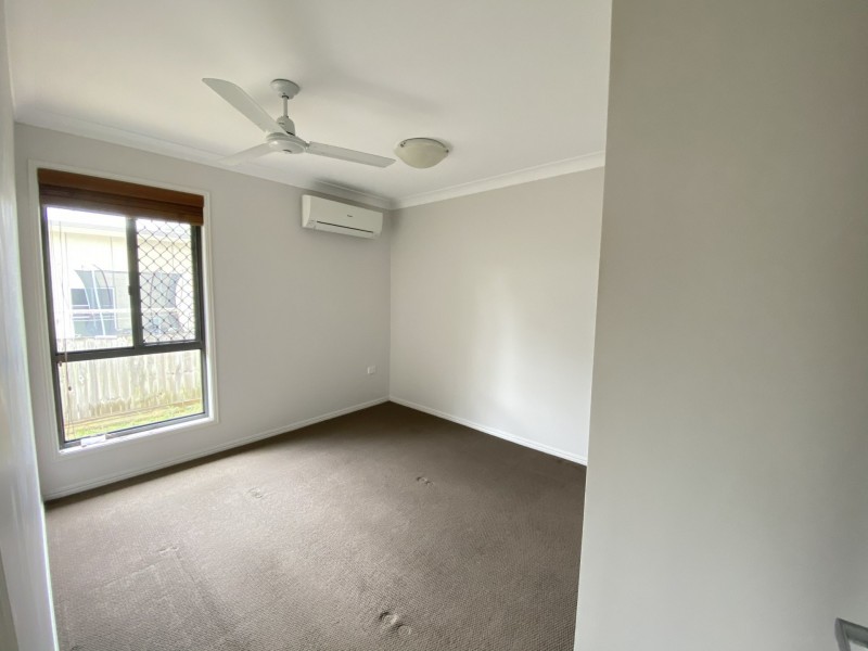 17 EASTWOOD STREET, West Gladstone QLD 4680